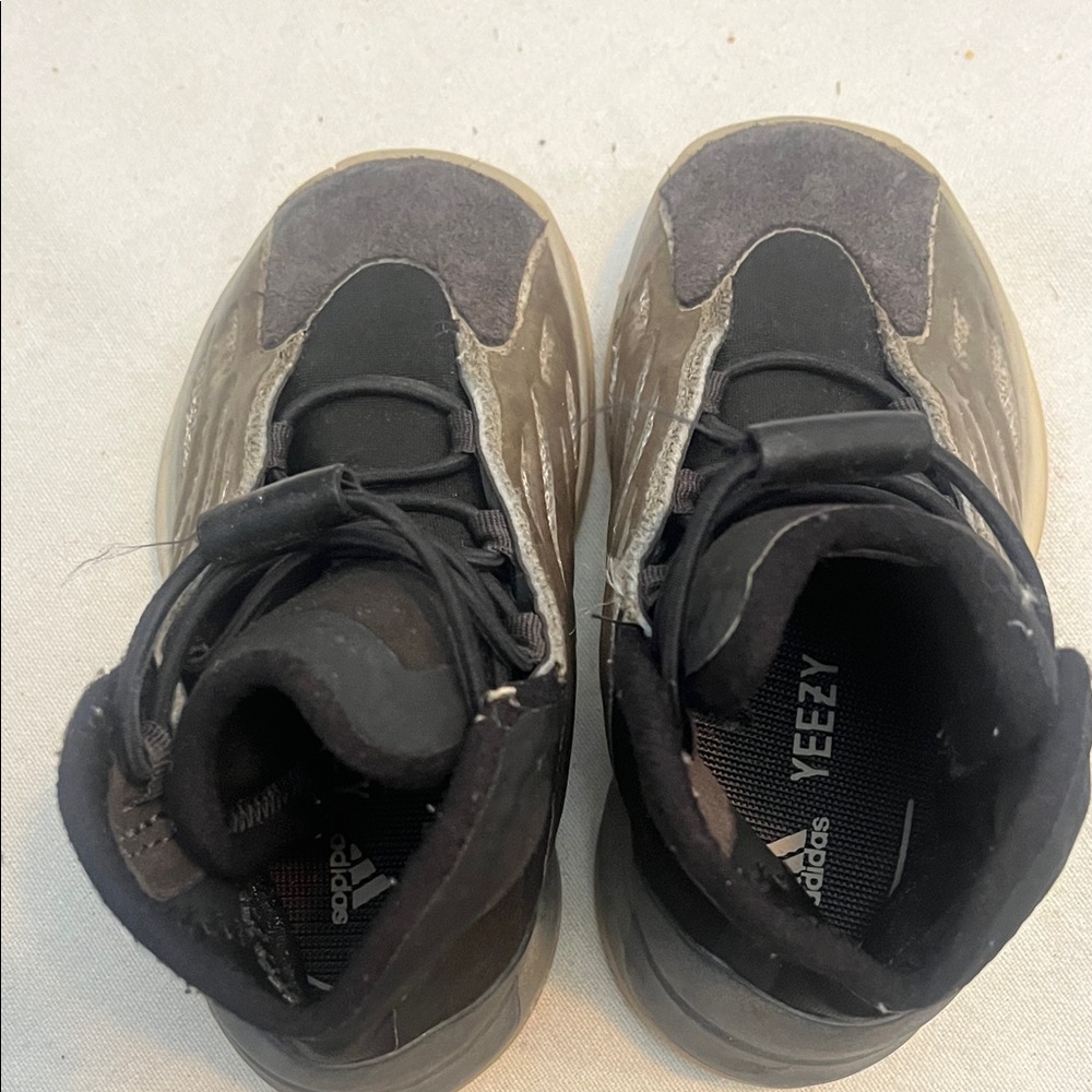 Adidas Kids Yeezy Black and Brown Sneakers